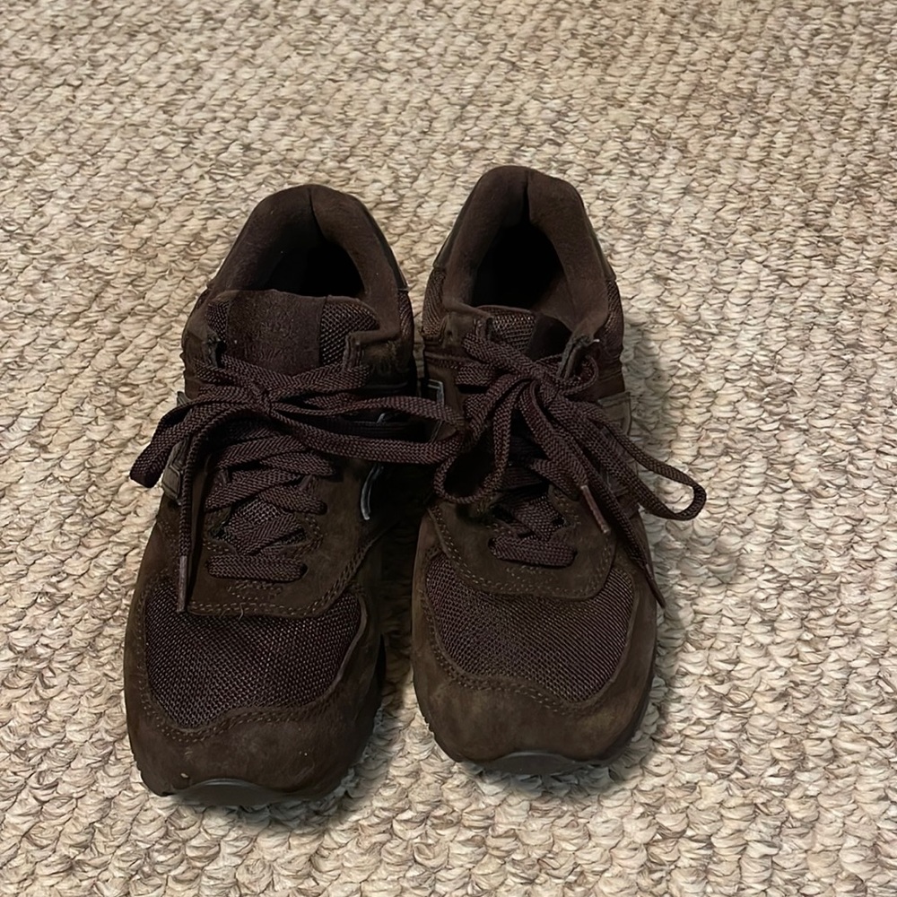 Women’s new balance 574 size 8 brown suede